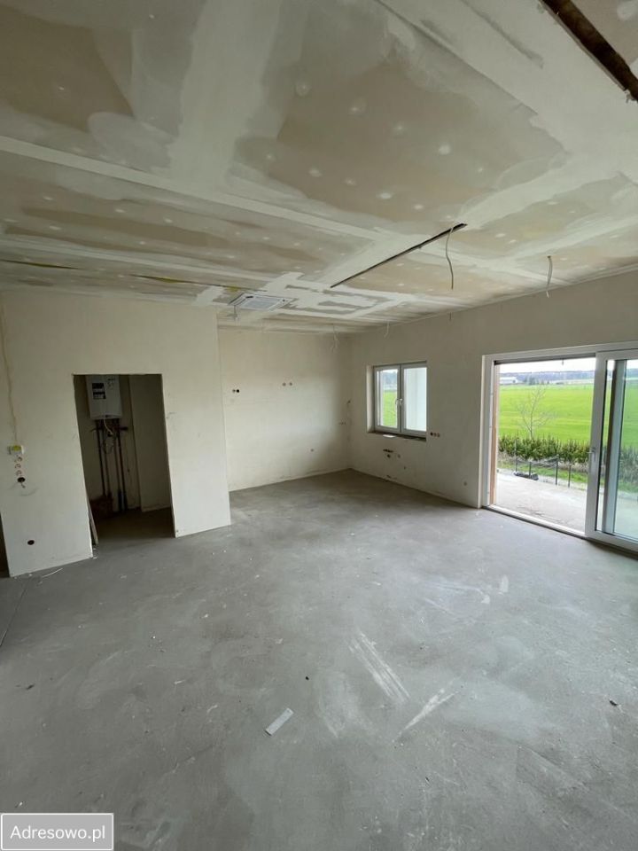 Mieszkanie 3-pokojowe Śliwniki, ul. Józefa Idziora. Zdjęcie 2