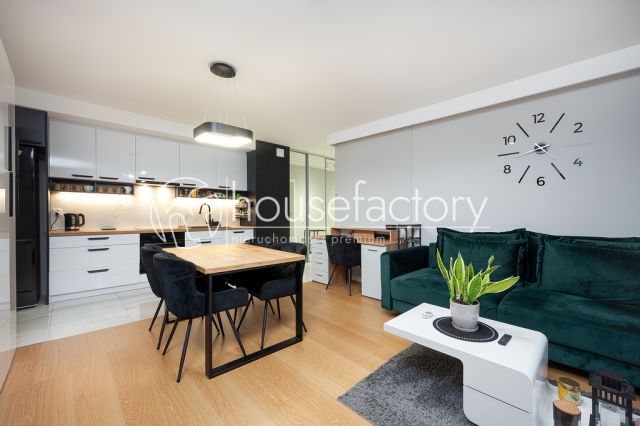 Mieszkanie 3-pokojowe Łódź, ul. Senatorska. Zdjęcie 3