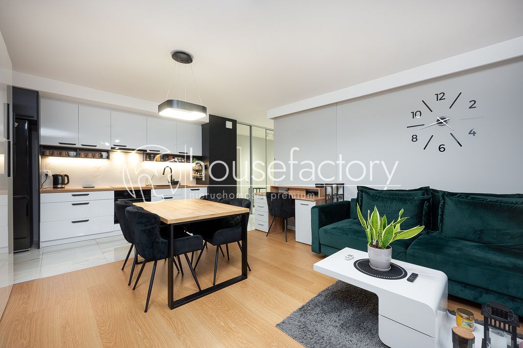 Mieszkanie 3-pokojowe Łódź, ul. Senatorska. Zdjęcie 3