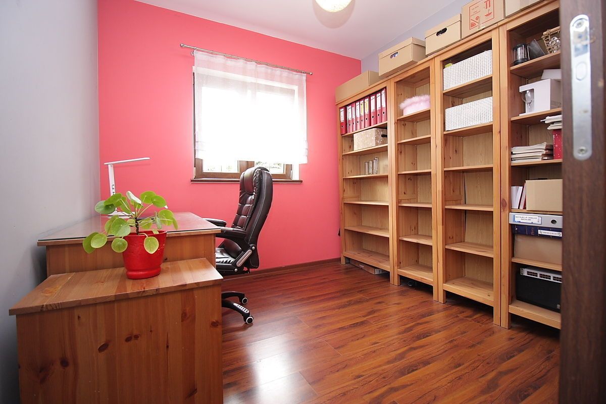 dom wolnostojący, 5 pokoi Promnice, ul. Brzozowa. Zdjęcie 9