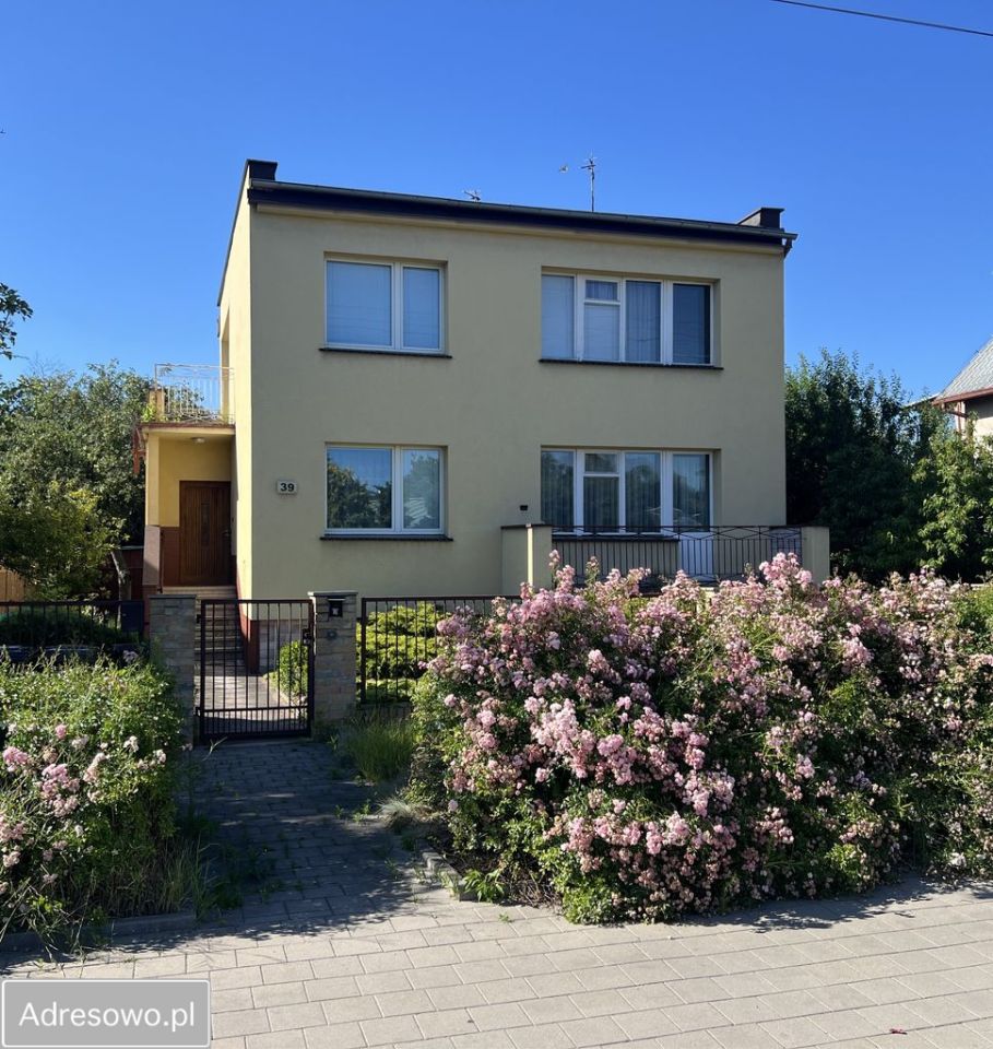 dom wolnostojący, 5 pokoi Wrocław Wojszyce, ul. Parafialna