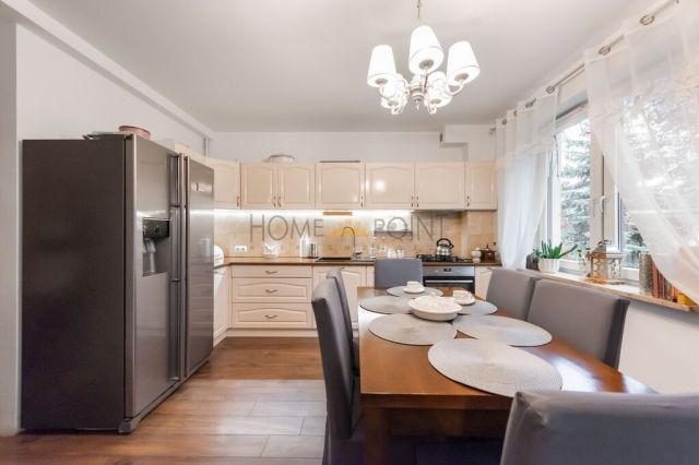 dom szeregowy, 4 pokoje Warszawa Wawer. Zdjęcie 3