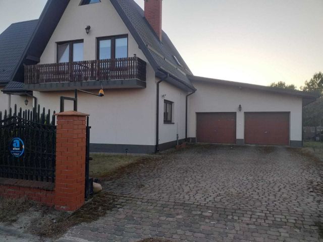 dom wolnostojący, 6 pokoi Firlej, ul. Sportowa. Zdjęcie 2