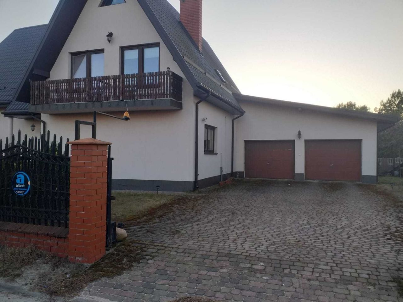 dom wolnostojący, 6 pokoi Firlej, ul. Sportowa. Zdjęcie 2