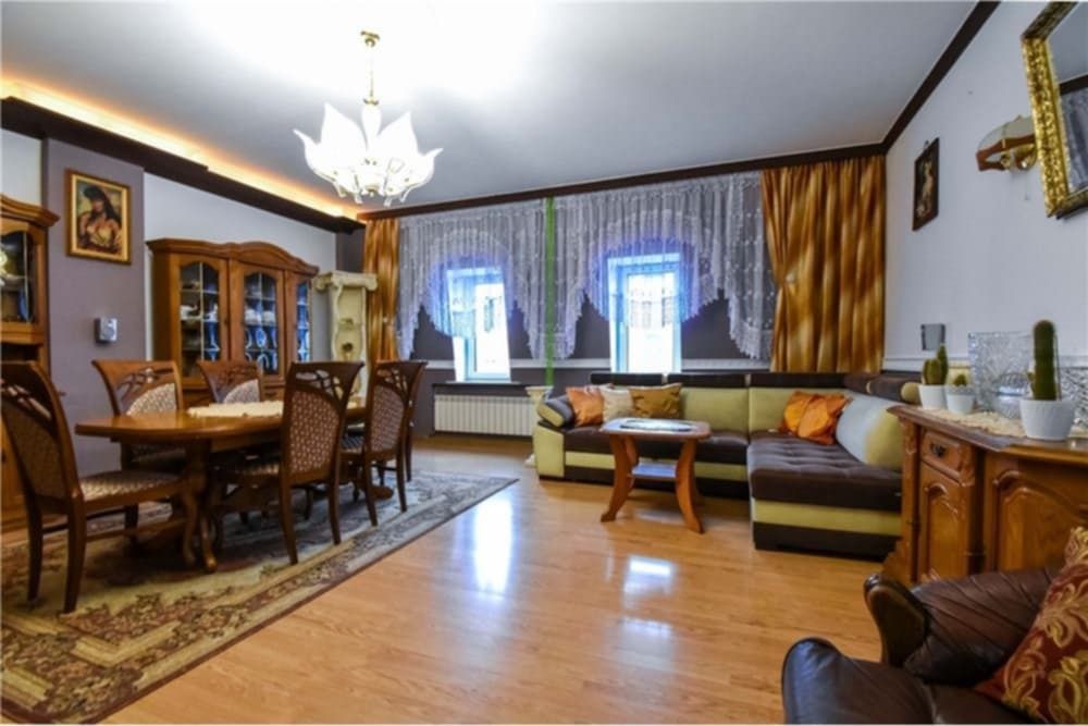 Mieszkanie 4-pokojowe Katowice Śródmieście, pl. Wolności