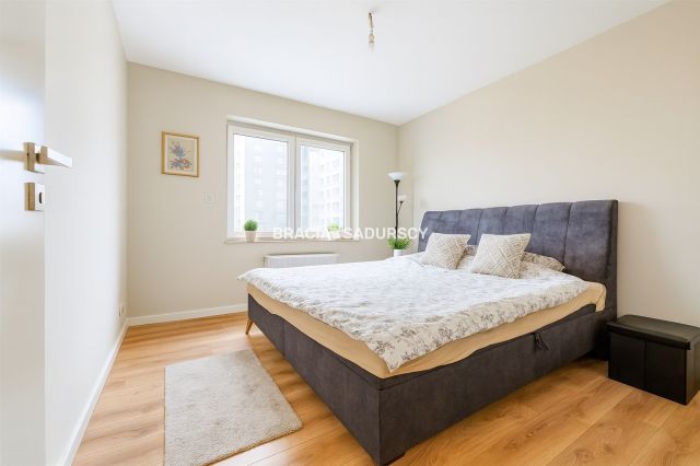 Mieszkanie 3-pokojowe Kraków Podgórze Duchackie, ul. Walerego Sławka. Zdjęcie 9