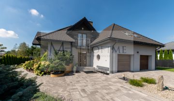 dom wolnostojący, 6 pokoi Dąbrówka Wielka