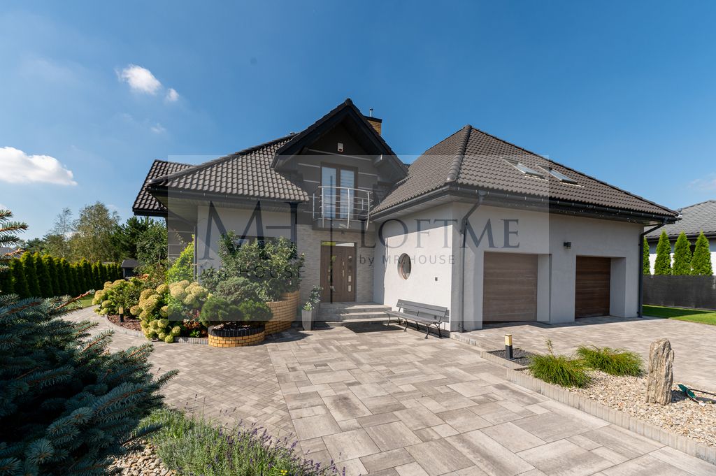 dom wolnostojący, 6 pokoi Dąbrówka Wielka