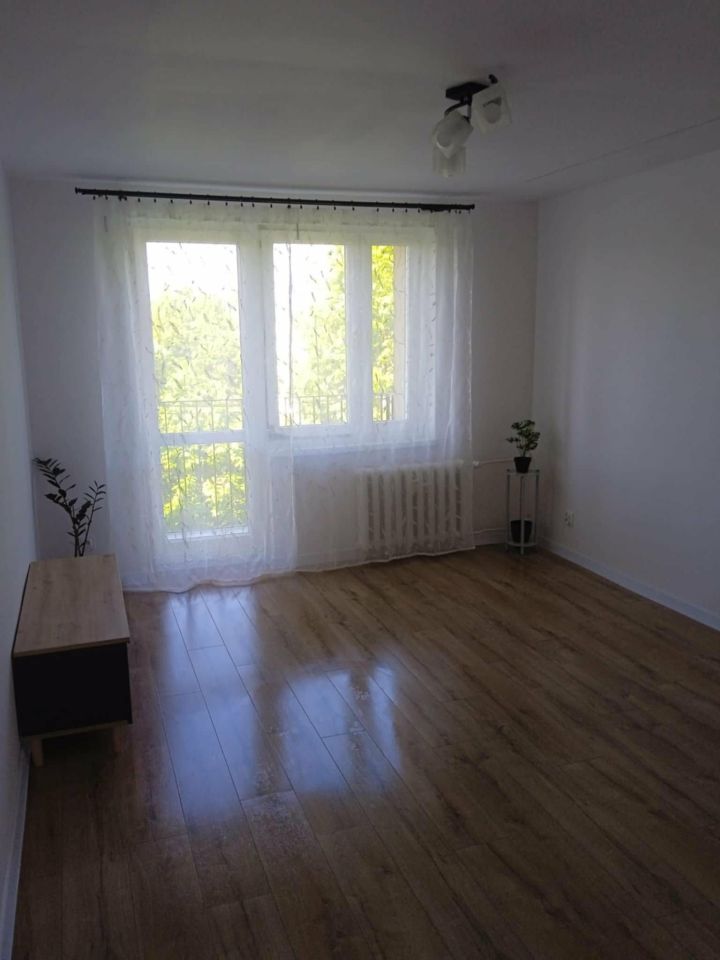 Mieszkanie 2-pokojowe Leszno, ul. Jagiellońska. Zdjęcie 2
