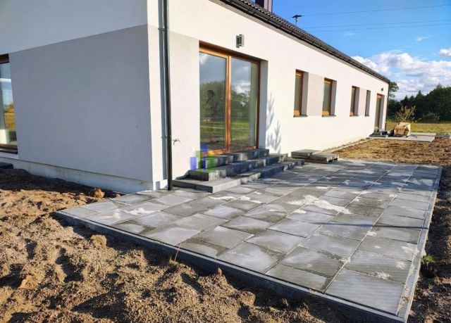 bliźniak, 4 pokoje Chrząstawa Wielka. Zdjęcie 2