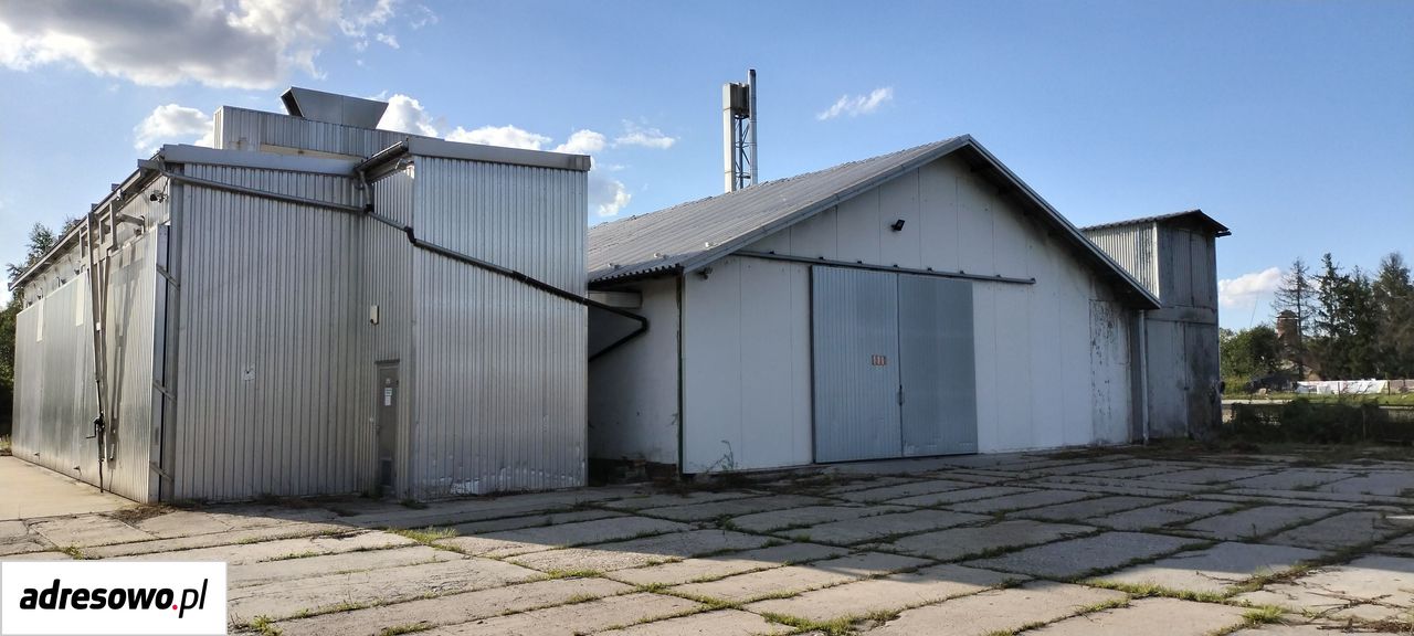 Äripind, 700 m²