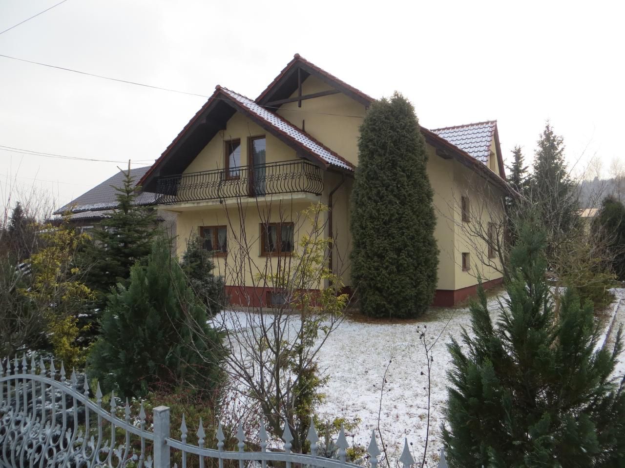 dom wolnostojący, 4 pokoje Chechło, ul. Kluczewska
