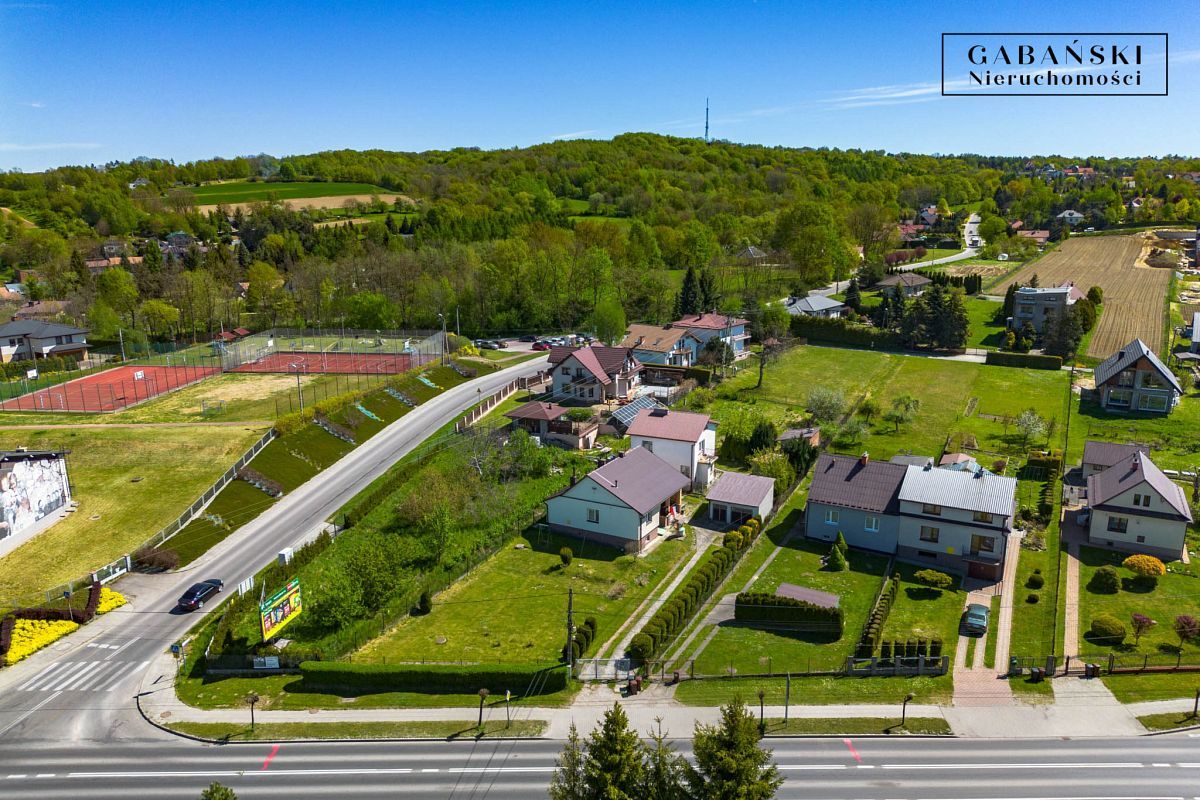 dom wolnostojący, 5 pokoi Tarnowiec, ul. Tarnowska. Zdjęcie 4