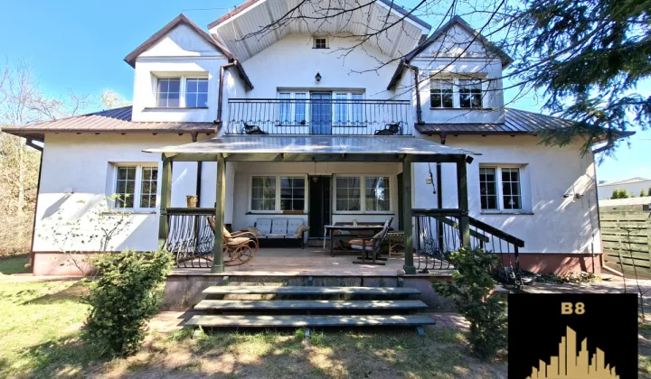 dom wolnostojący, 8 pokoi Boża Wola, ul. Akacjowa