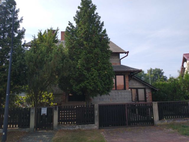 dom wolnostojący Konin, ul. Marii Kownackiej. Zdjęcie 1