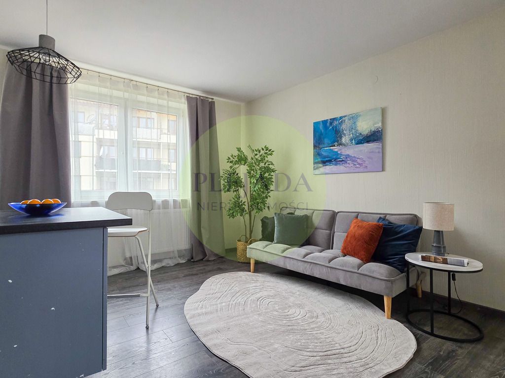 Mieszkanie 5-pokojowe Warszawa Włochy, ul. ks. Juliana Chrościckiego. Zdjęcie 3