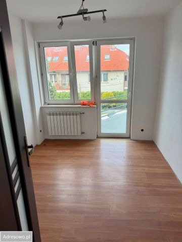 Mieszkanie 3-pokojowe Kielce Pod Telegrafem, ul. Ojca Kolumbina Tomaszewskiego. Zdjęcie 5