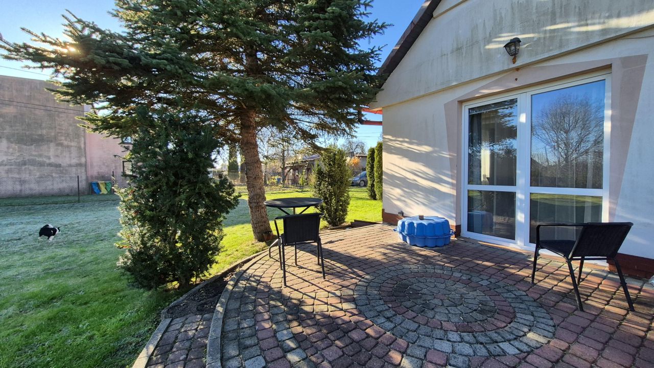 dom wolnostojący, 4 pokoje Tarnów Krzyż, ul. Nowodąbrowska. Zdjęcie 2