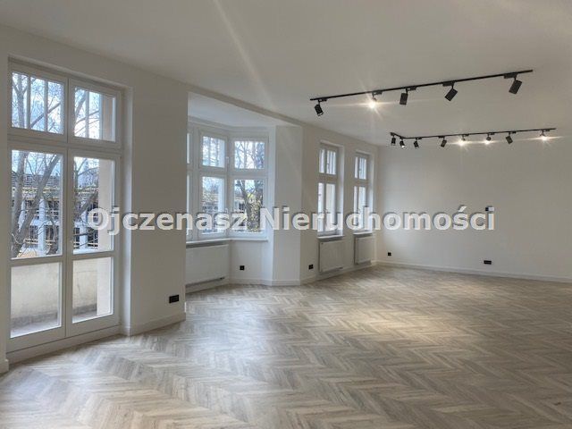 Mieszkanie 4-pokojowe Bydgoszcz Śródmieście. Zdjęcie 2