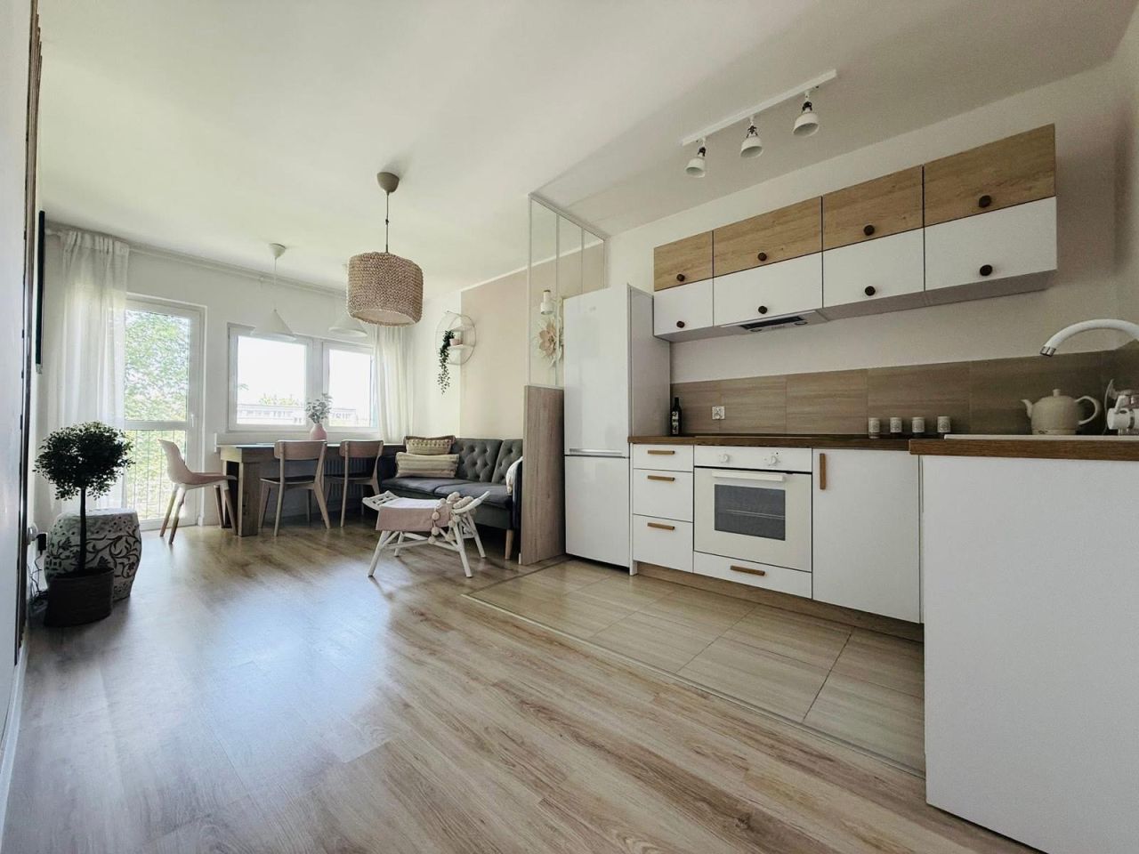 Mieszkanie 3-pokojowe Łódź Polesie, ul. Jana Pietrusińskiego. Zdjęcie 2