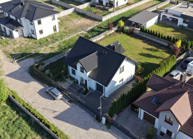 dom wolnostojący Tomaszów Mazowiecki Ludwików. Zdjęcie 1