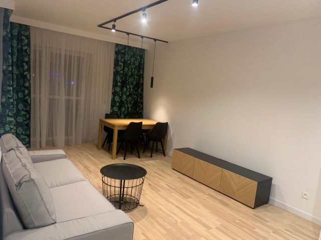 Mieszkanie 3-pokojowe Zielonka Bankówka, ul. Prymasa Stefana Wyszyńskiego. Zdjęcie 1