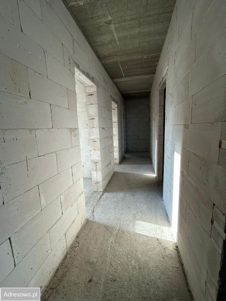 dom wolnostojący, 4 pokoje Łagodzin, ul. Urocza. Zdjęcie 2