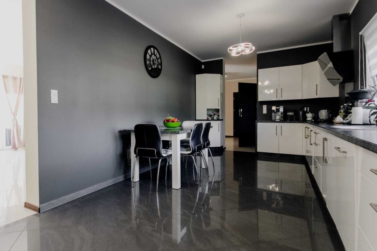 dom wolnostojący, 5 pokoi Iława, ul. Lipowy Dwór. Zdjęcie 3