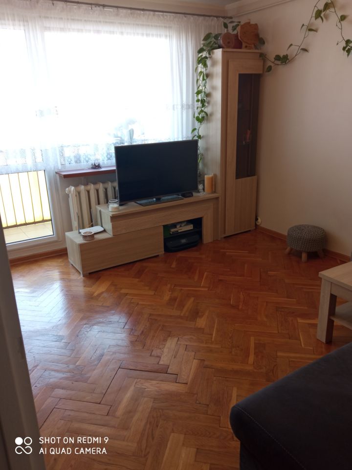 Mieszkanie 4-pokojowe Koło Blizna, ul. PCK. Zdjęcie 3