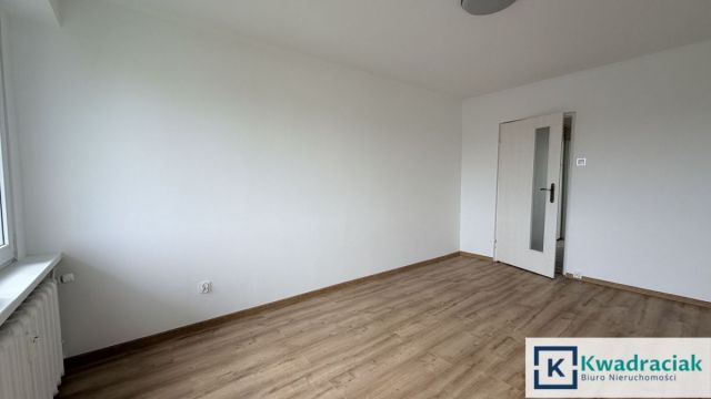 Mieszkanie 3-pokojowe Krosno, ul. Wojska Polskiego. Zdjęcie 3