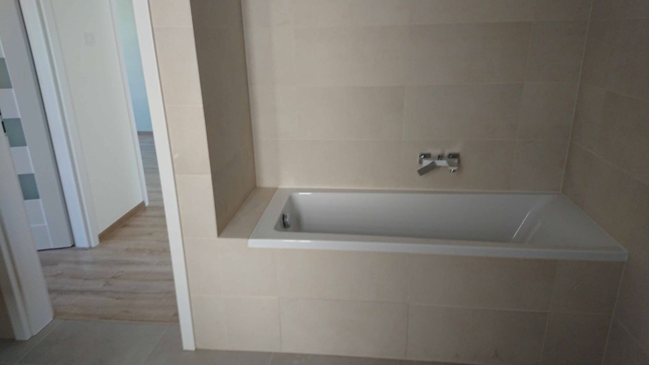 bliźniak, 7 pokoi Warszawa Wawer, ul. Wał Miedzeszyński. Zdjęcie 12