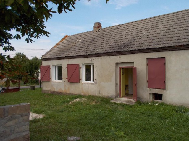 dom wolnostojący, 2 pokoje Wola Krzysztoporska. Zdjęcie 1