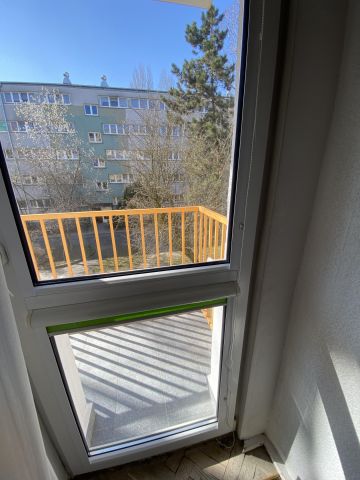 Mieszkanie 2-pokojowe Łódź Dąbrowa, ul. Tatrzańska. Zdjęcie 1