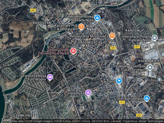 Mieszkanie 3-pokojowe Nysa, Plac Staromiejski. Zdjęcie 1