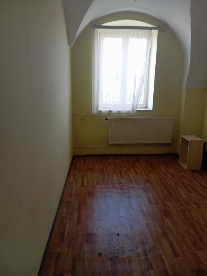 Mieszkanie 3-pokojowe Wiadrów. Zdjęcie 6