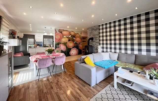 dom wolnostojący, 4 pokoje Łubniki. Zdjęcie 18