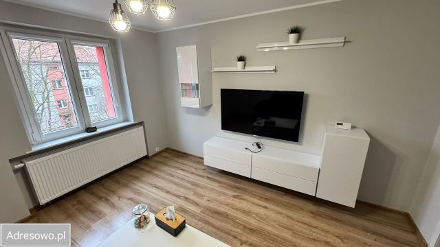 Mieszkanie 2-pokojowe Zabrze Centrum, ul. ks. Stanisława Brzóski. Zdjęcie 1