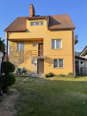 dom wolnostojący, 6 pokoi Kołbiel, ul. 3 Maja. Zdjęcie 1