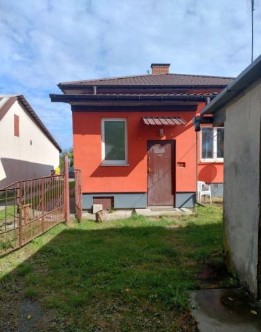 dom wolnostojący, 3 pokoje Zagrody. Zdjęcie 1