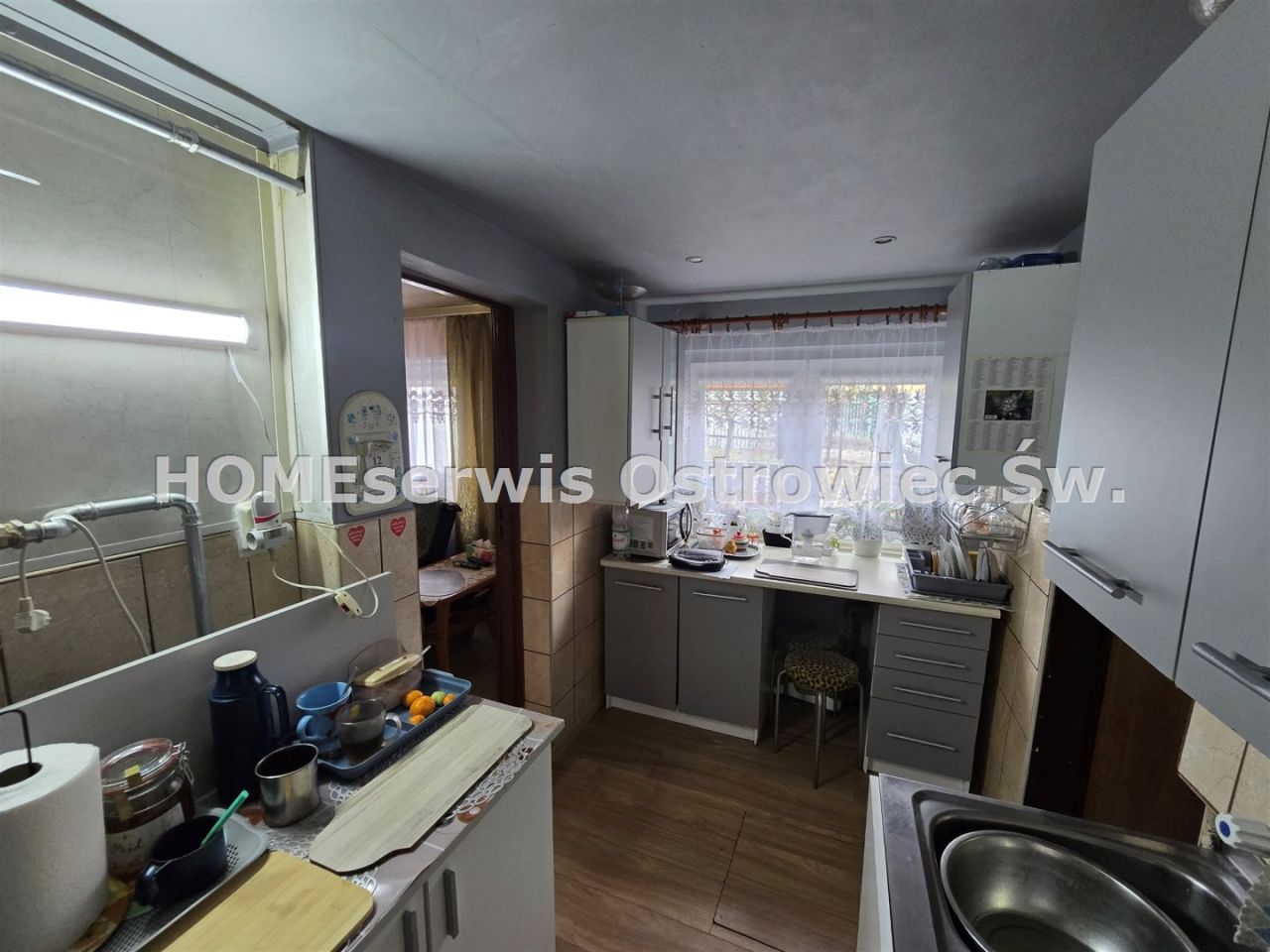 dom wolnostojący, 2 pokoje Ostrowiec Świętokrzyski Centrum. Zdjęcie 4