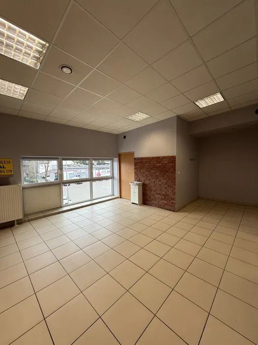 Lokal Strzelin, ul. Dzierżoniowska. Zdjęcie 2