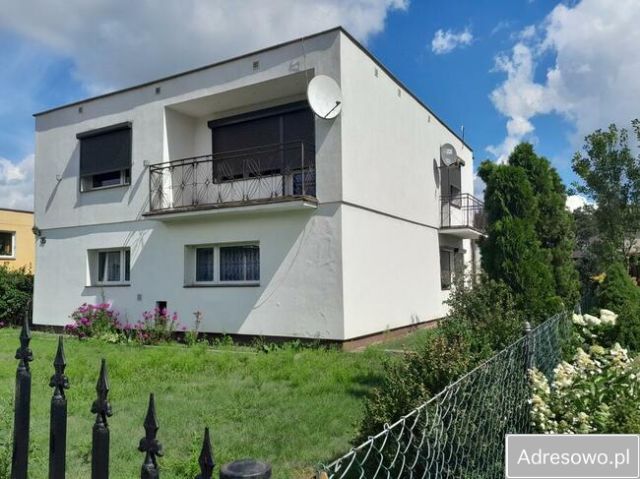 dom wolnostojący, 5 pokoi Tuchola, ul. Sienkiewicza. Zdjęcie 1