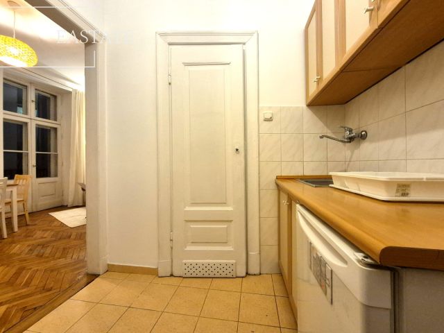 Mieszkanie 1-pokojowe Warszawa Śródmieście, al. 3 Maja. Zdjęcie 5