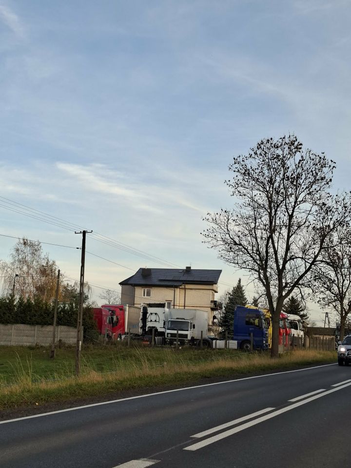 dom wolnostojący, 8 pokoi Nowy Adamów, Brak. Zdjęcie 4