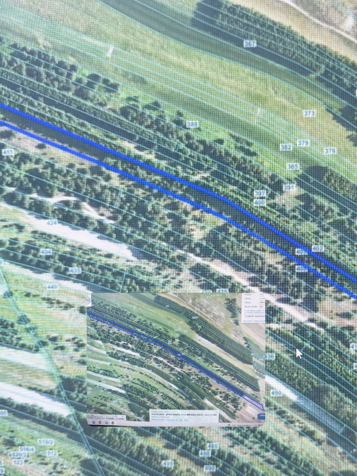 Działka rolna Mniszek. Zdjęcie 1