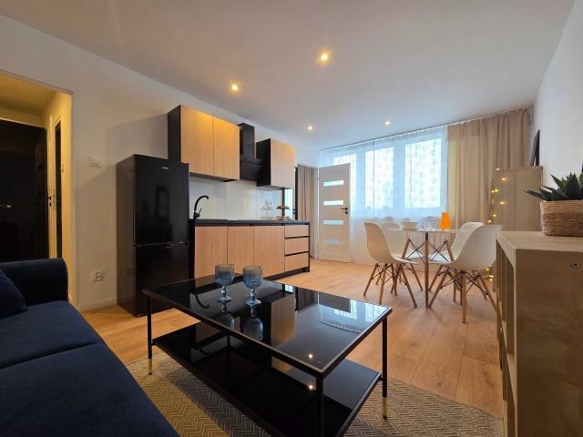 Mieszkanie 2-pokojowe Katowice Szopienice, ul. Osiedlowa. Zdjęcie 1