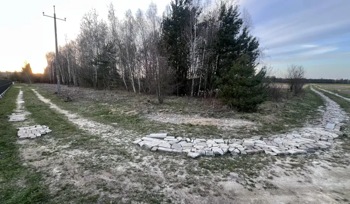 Działka rekreacyjna Zasonie