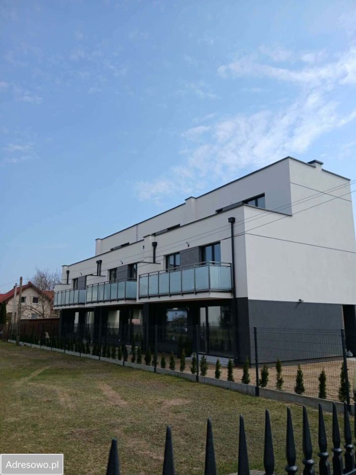 Mieszkanie 5-pokojowe Warszawa Wawer, ul. Wał Miedzeszyński. Zdjęcie 1