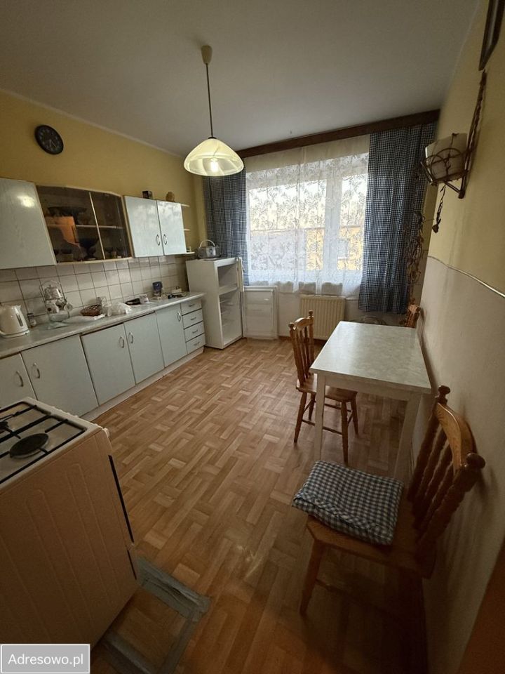 dom wolnostojący, 6 pokoi Syców, ul. Piastowska. Zdjęcie 4