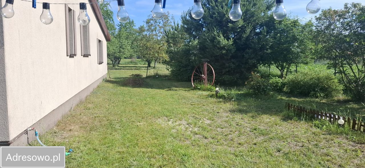 dom wolnostojący, 3 pokoje Borki. Zdjęcie 4
